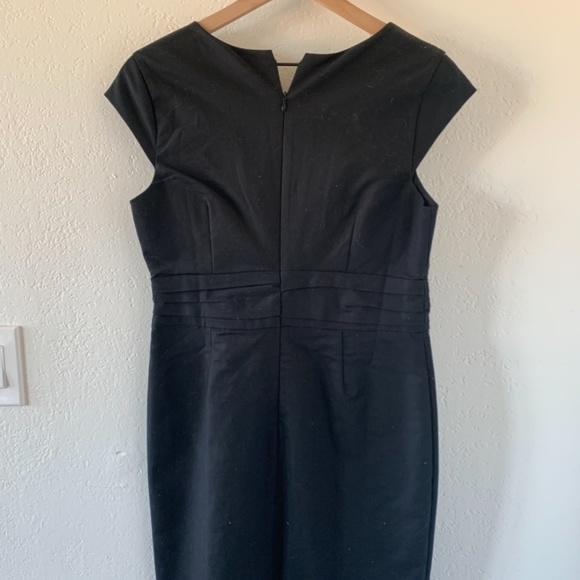 Banana republic - Picture 2 of 3